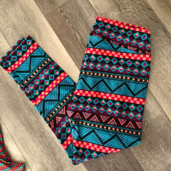 NWOT Lot of 3 TC Tall and Curvy LuLaRoe leggings - Picture 5 of 11